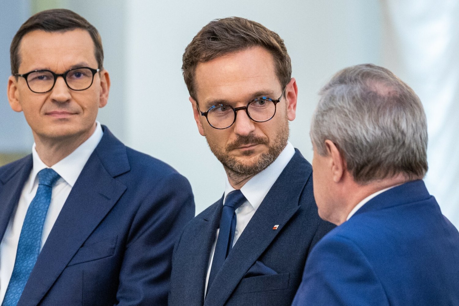 Minister Waldemar Buda nie chciał odpowiedzieć na pytania o pieniądze z KPO.