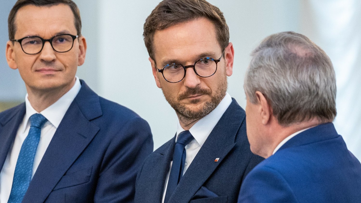 Minister Waldemar Buda nie chciał odpowiedzieć na pytania o pieniądze z KPO.