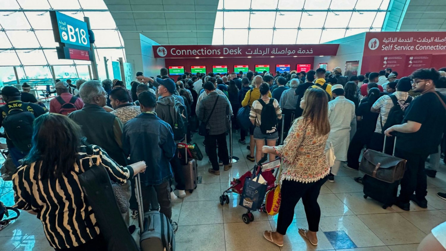 Dubaj. Polacy uwięzieni na lotnisku po gigantycznej ulewie