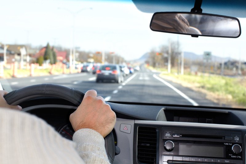 Kompleksowe pakiety OC + AC + ASS + NNW zapewnią kierowcy bardzo szeroką ochronę i wsparcie w razie wypadku drogowego, kradzieży auta, awarii pojazdu oraz uszczerbku na zdrowiu