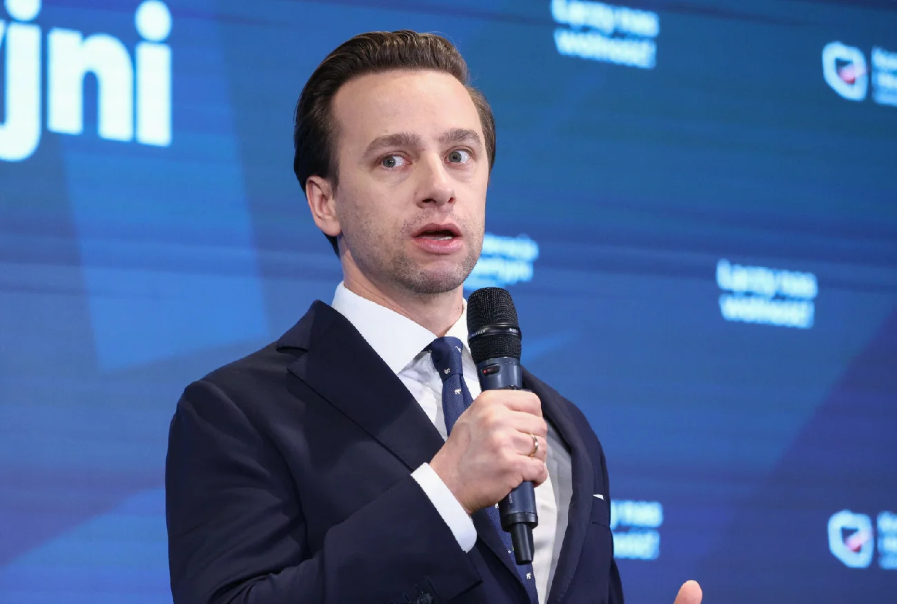 Krzysztof Bosak o zakulisowym skandalu: "W PiS-ie pochlali".