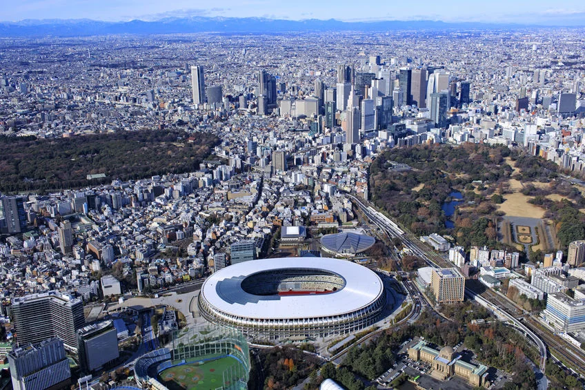 Obiekty olimpijskie w Tokio czekają na sportowców, ale Tokio nie czeka na igrzyska