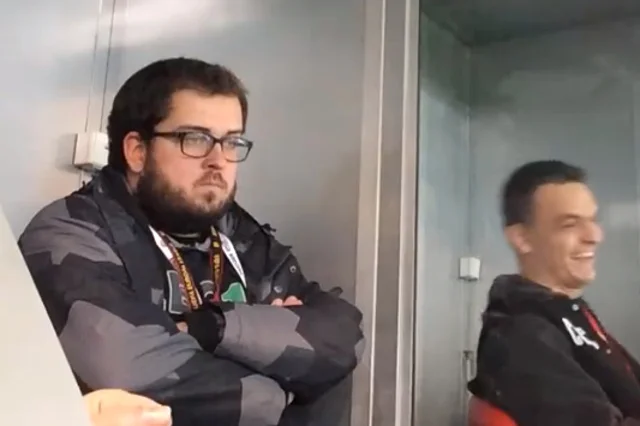 Redaktor Kacper Ruszczak (z lewej) nie był zadowolony z postawy piłkarzy Legii Warszawa, którzy w minioną niedzielę ulegli na własnym boisku zawodnikom Lecha Poznań