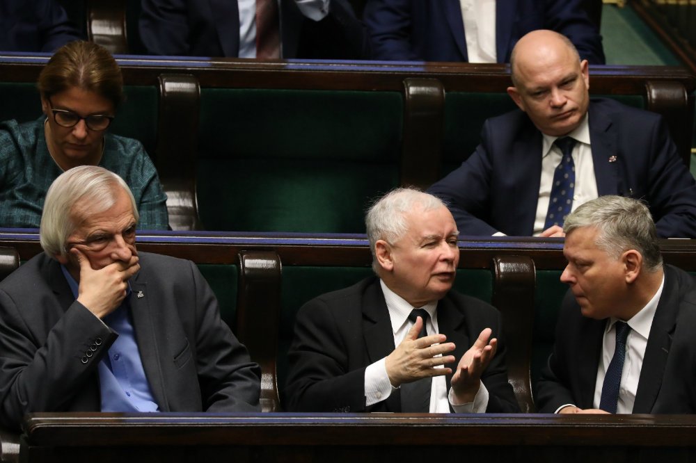 Najnowszy sondaż dla Radia Zet przed wyborami do Parlamentu Europejskiego nie może cieszyć PiS.