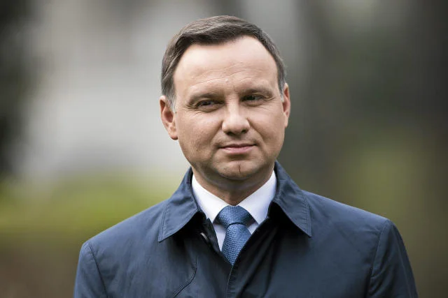 Dziennikarze telewizji Rosija: dlaczego Duda nie weźmie udziału w obchodach Dnia Zwycięstwa?