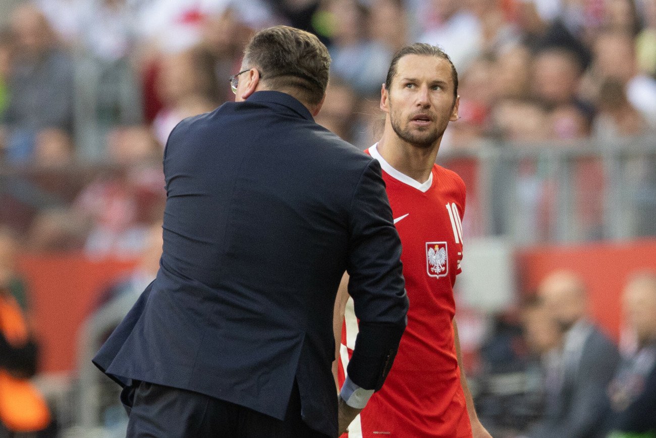 Grzegorz Krychowiak jest jednym z najczęściej grających zawodników w kadrze Biało-Czerwonych od lat.