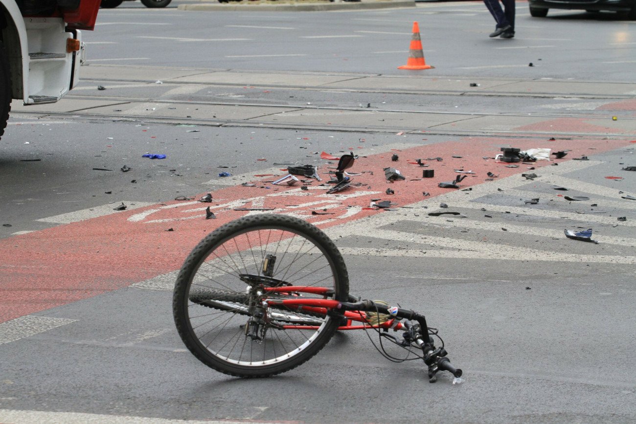 Wypadek w Borzęcinie Dużym. Nie żyje 12-letni rowerzysta. (zdjęcie poglądowe)