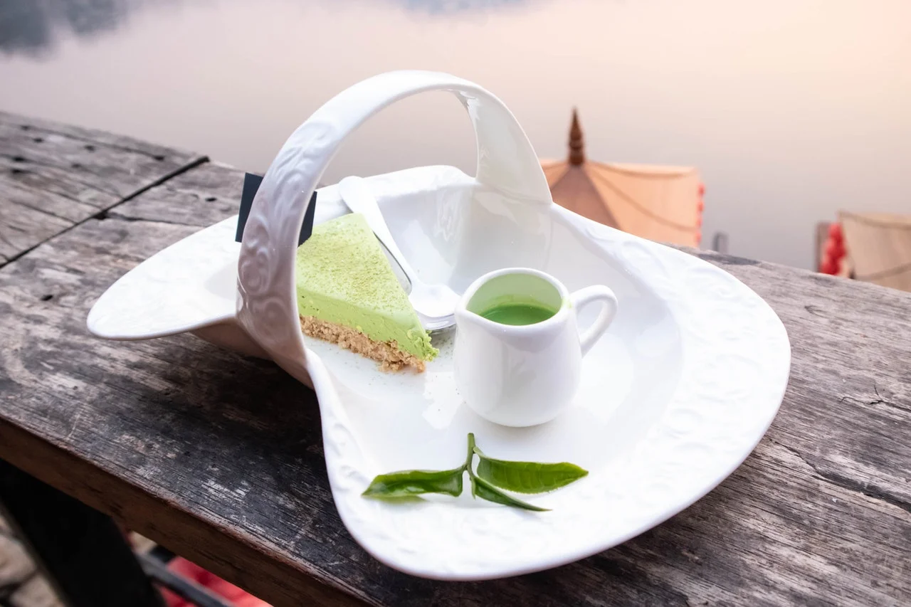 Proszek zielonej herbaty matcha jest wykorzystywany nie tylko do napojów, ale też do ciast, pieczywa, lodów i dań wytrawnych.