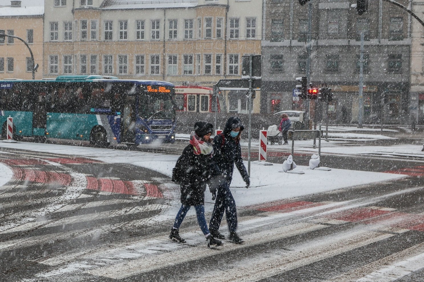 Pogoda znów będzie niebezpieczna. Do Polski nadciąga wichura.