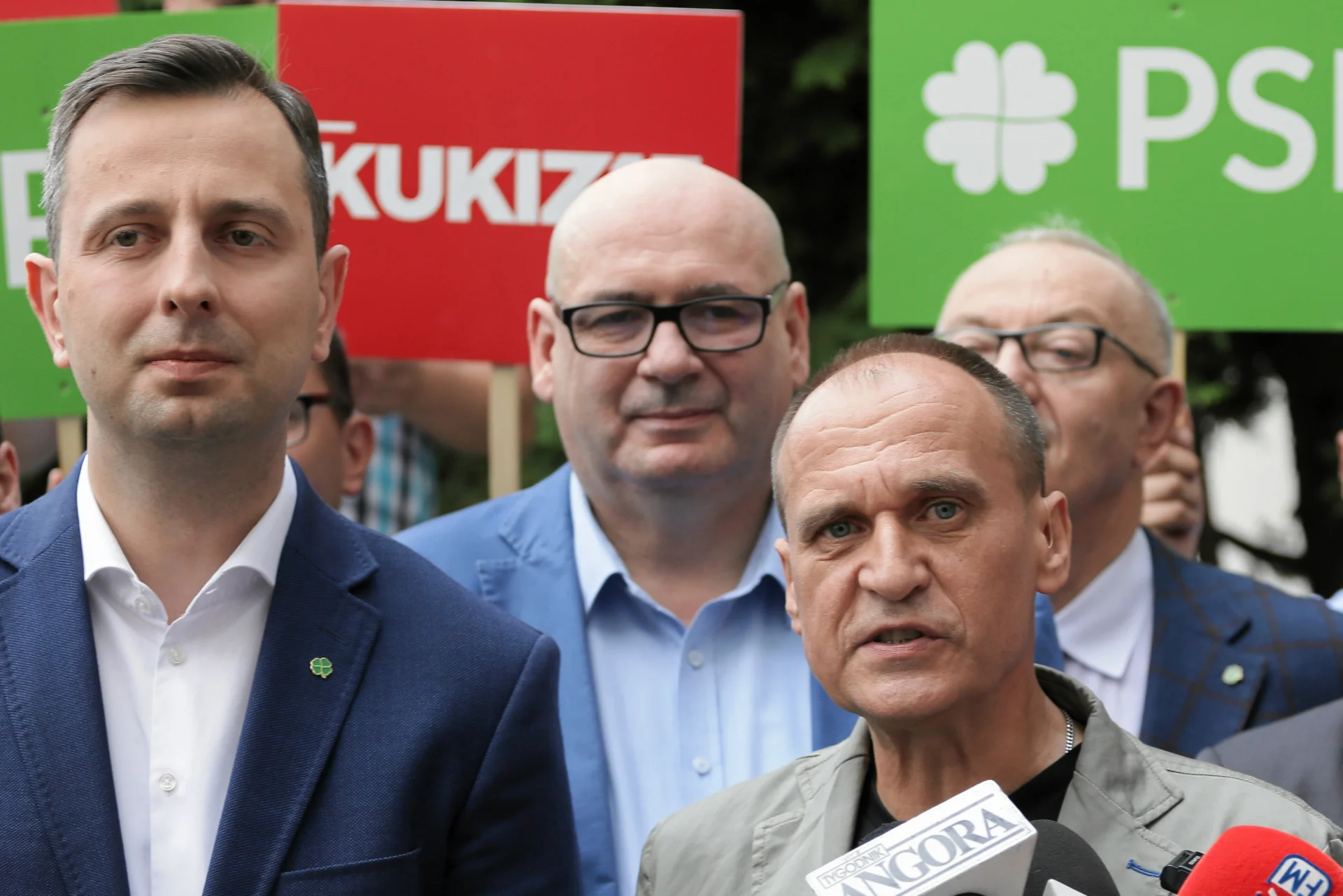 PSL i Kukiz'15 straciły na koalicji. Tak wynika z sondażu Kantar dla "Faktów" TVN i TVN24.