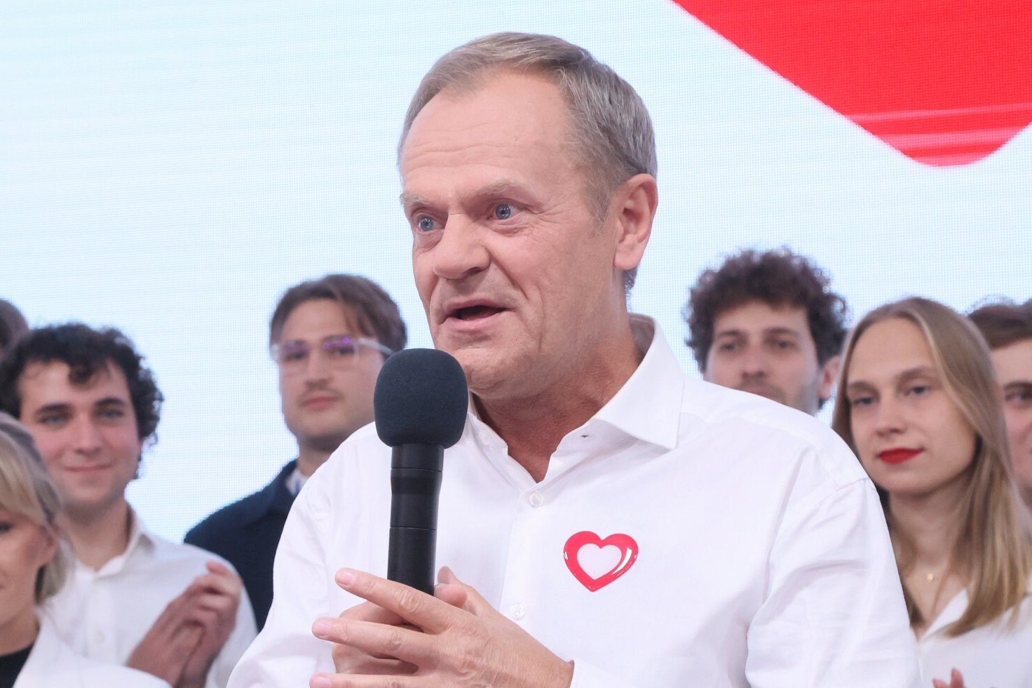 Rządzący niszczą dokumenty? Tusk skomentował doniesienia mediów i opozycji.