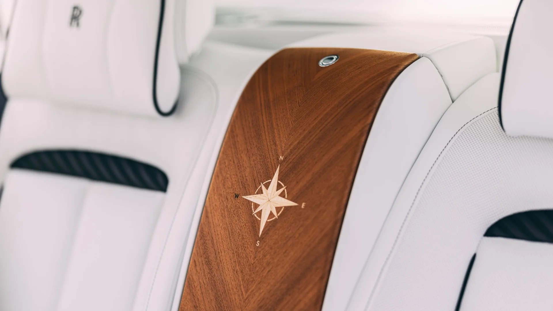 Rolls-Royce Cullinan Yachtin Rolls-Royce Cullinan Yachtin