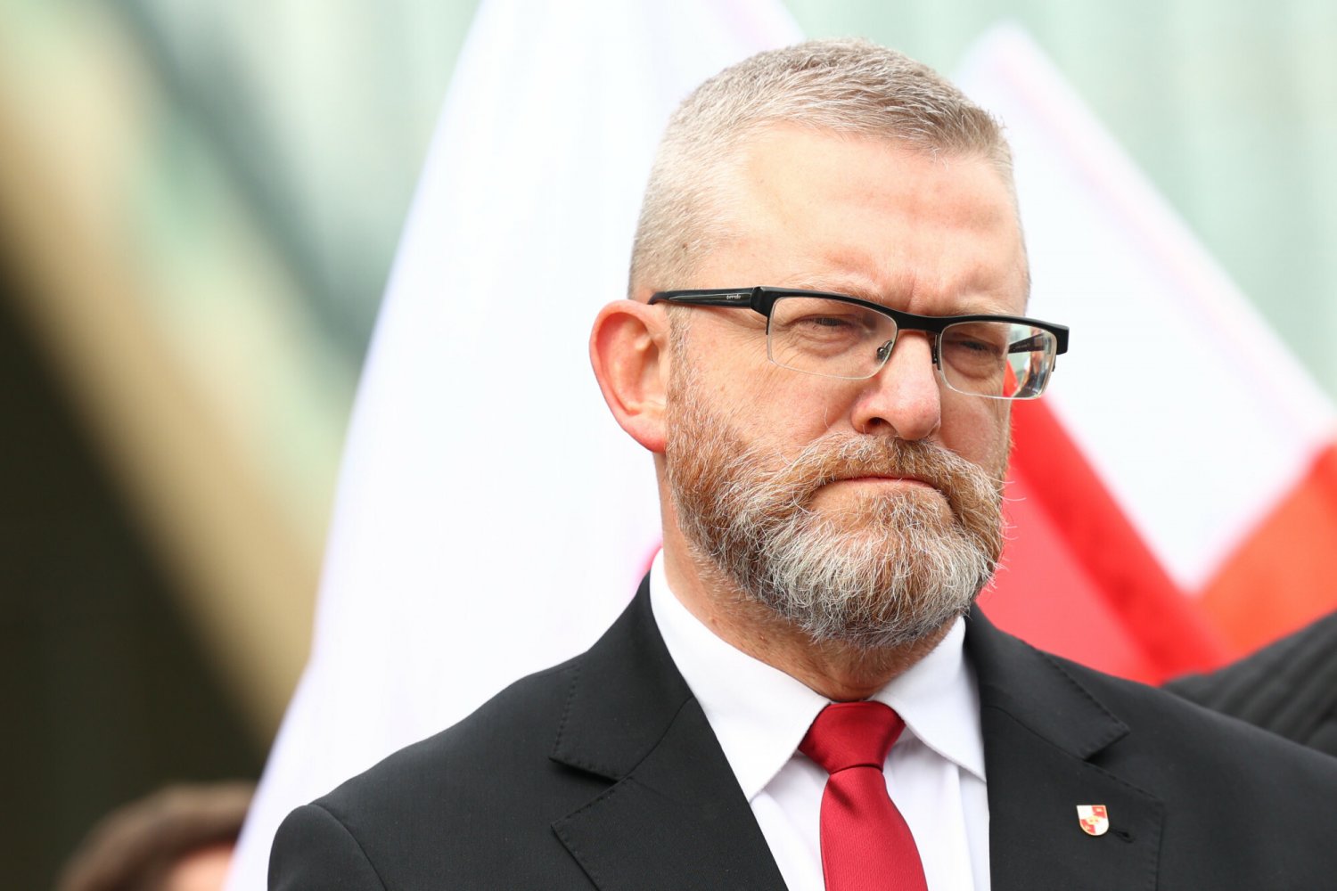 Braun ogłosił, kogo poprze w II turze. "Oddam głos istotny i postawię krzyżyk"