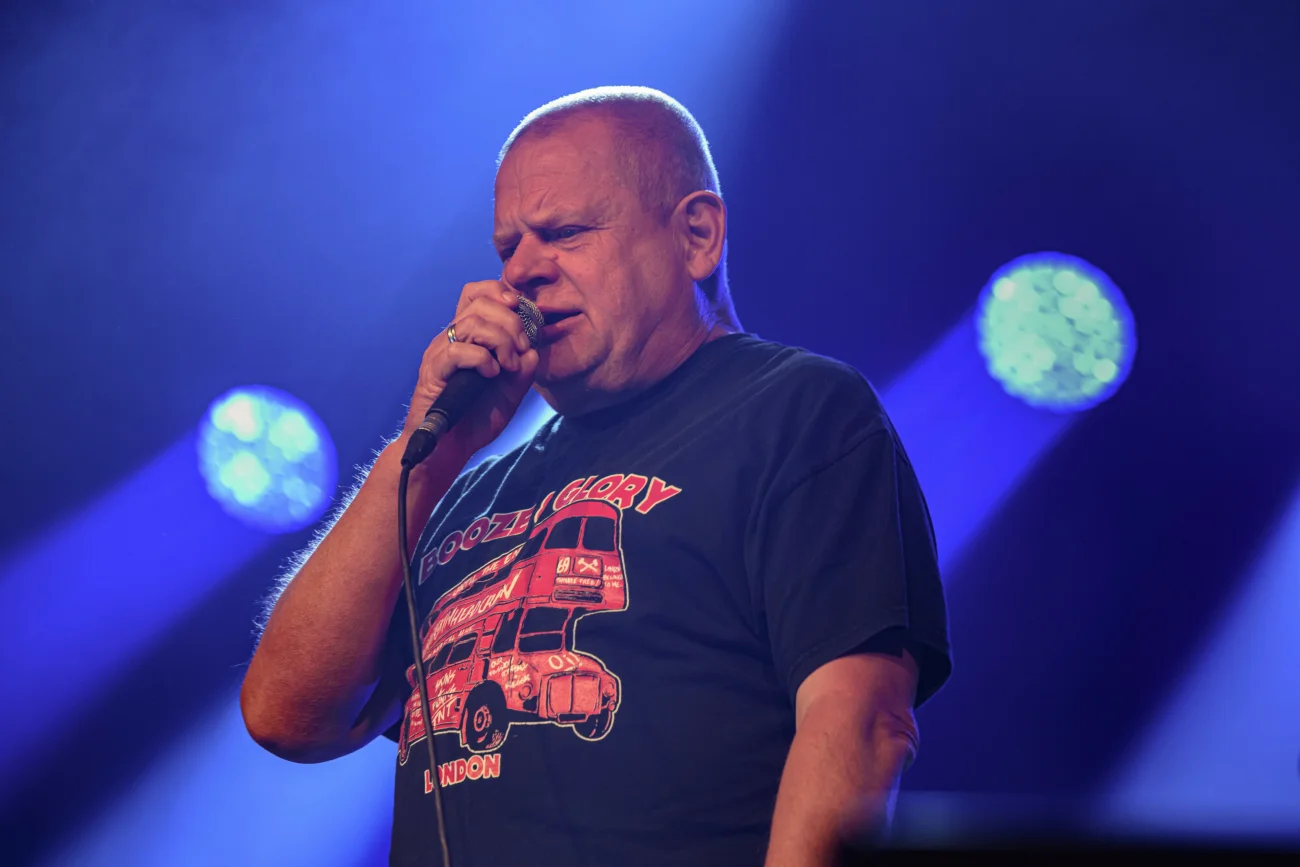 Kazik Staszewski z Kultu zabrał głos ws. zatrzymania Piotra M. Kazik Staszewski z Kultu zabrał głos ws. zatrzymania Piotra M.