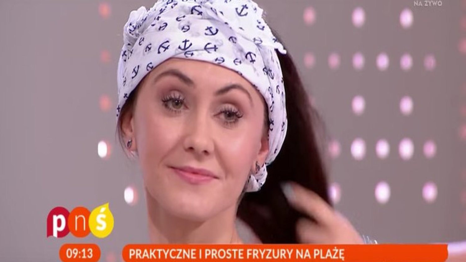 Tylko modelek żal.