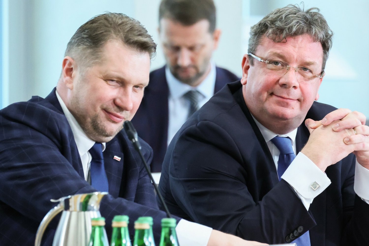 "Na żywo leci ten cyrk?". Gorąco na komisji ds. wyborów kopertowych.