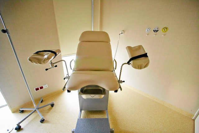 Wygląda na to, że ginekolodzy ograniczą się tylko do odbierania porodów...