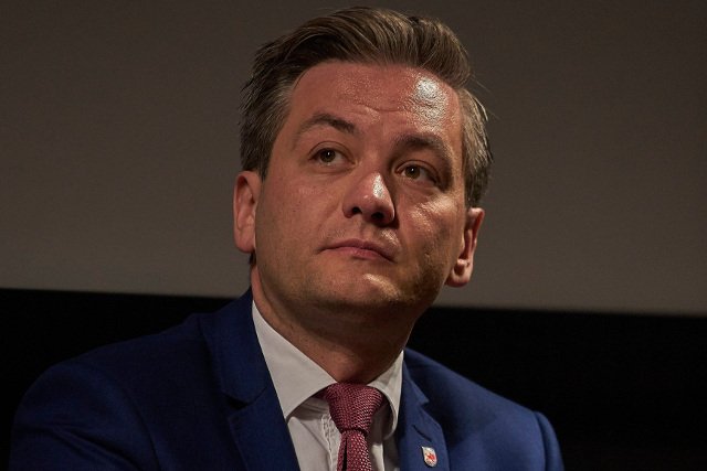 Prezydent Słupska Robert Biedroń chce, by miastu pomógł finansowo rząd Ewy Kopacz