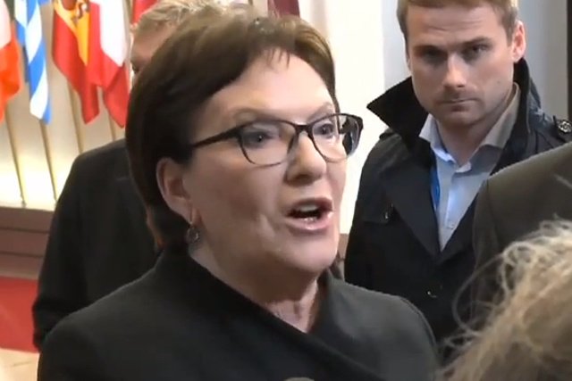 Premier Ewa Kopacz przez pomyłkę powiedziała w Brukseli o "granicy węgiersko-syryjskiej"