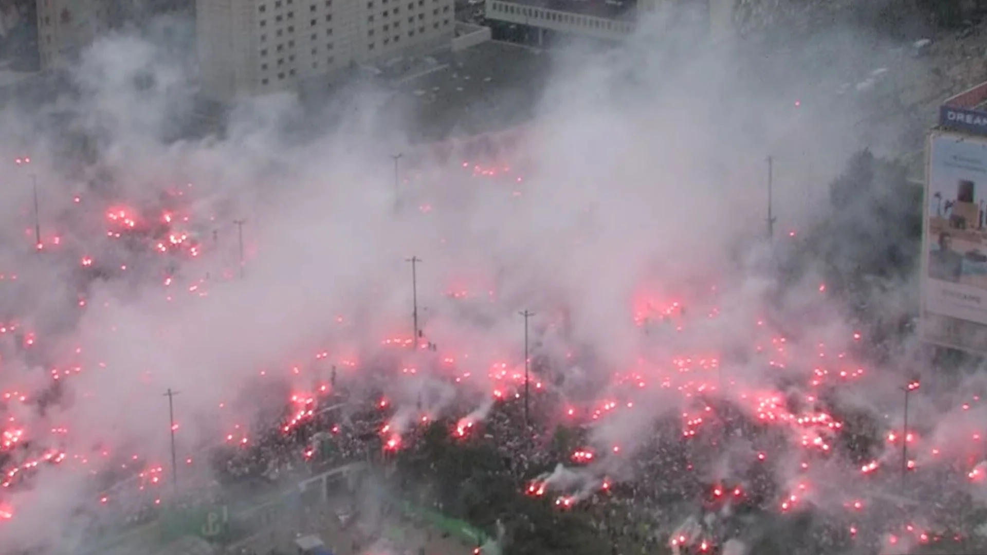 Warszawa stanęła w 82. rocznicę powstania. W godzinę "W" rozległy się syreny 82. rocznica Powstania Warszawskiego