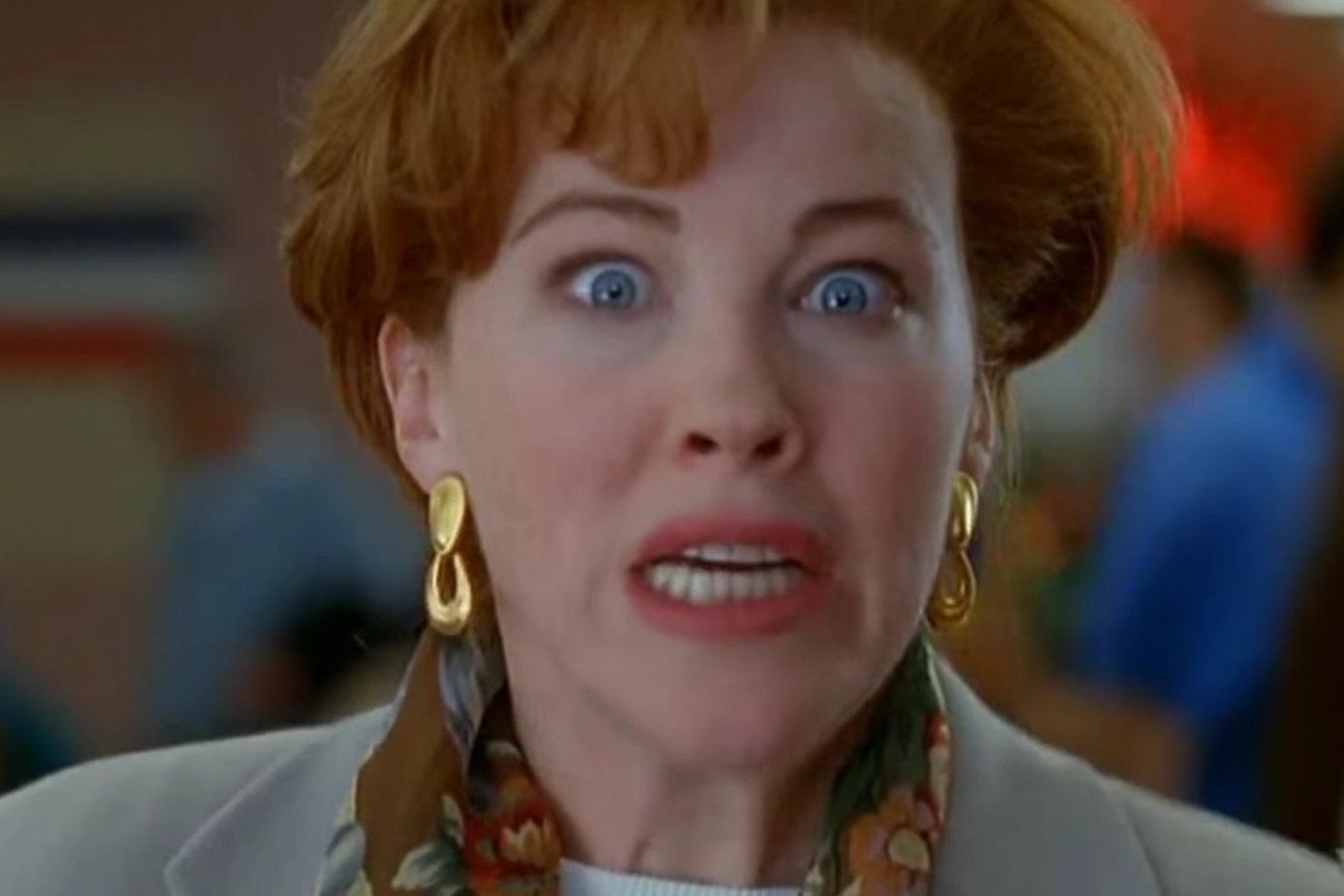 Catherine O’Hara miała 36 lat, gdy zagrała mamę Kevina.