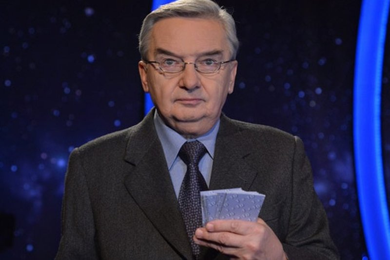 Prowadzący "Jeden z dziesięciu" Tadeusz Sznuk cieszy się niesamowitą popularnością w sieci