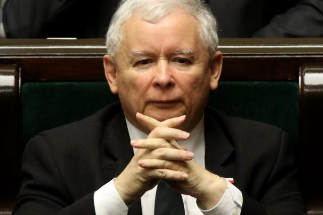 Jarosław Kaczyński zdaniem Hedgesa rządzi Polską jakby była jego prywatnym lennem.