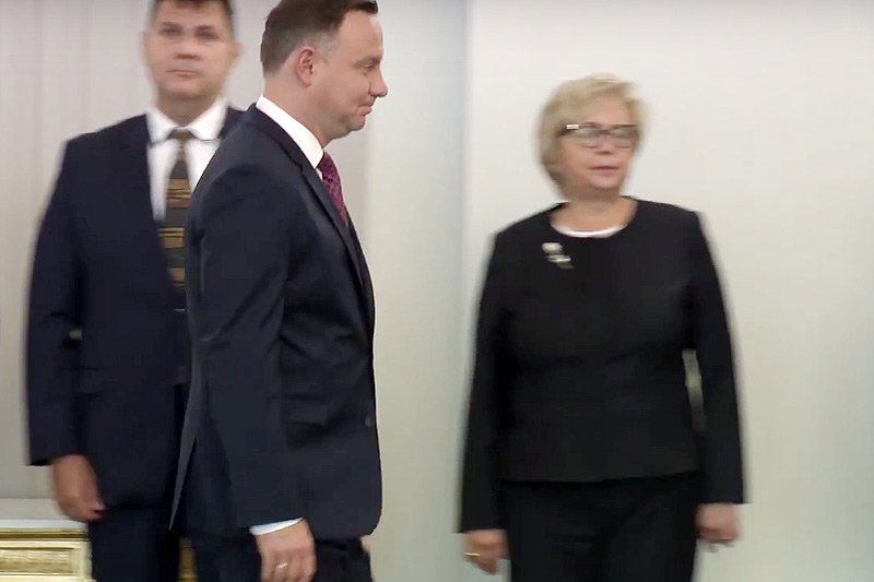 I prezes Sądu Najwyższego prof. Małgorzata Gersdorf zaskoczyła obecnością w Pałacu Prezydenckim.