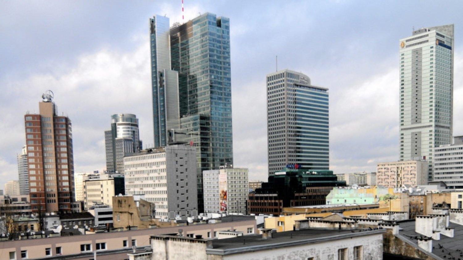 Chcą wprowadzić 6-dniowy tydzień pracy. Pracodawcy zachwyceni, związkowcy biją na alarm