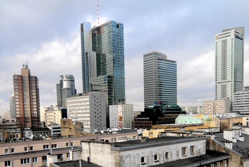 Chcą wprowadzić 6-dniowy tydzień pracy. Pracodawcy zachwyceni, związkowcy biją na alarm
