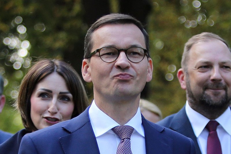 Mateusz Morawiecki przeprosił na wizji rząd PO i PSL za nieprawdziwe informacje o budowie dróg za czasów rządów poprzedniej koalicji.