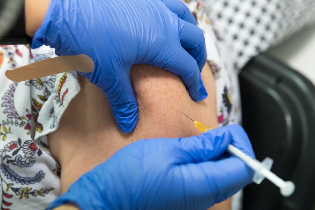 Przyjął 217 szczepionek na COVID-19. Trudno uwierzyć, jaką usłyszał diagnozę