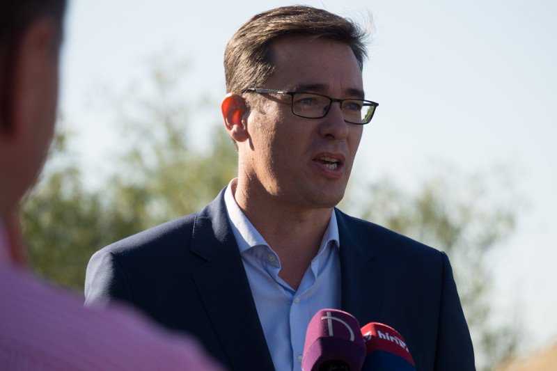 Gergely Karácsony został merem Budapesztu. Pokonał kandydata Fideszu Viktora Orbana.