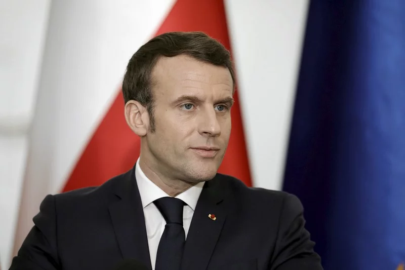 Limuzyna Emmanuela Macrona miała zepsuć się przed Pałacem Prezydenckim w Warszawie.