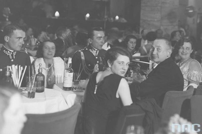 Bal prasy w klubie "Adria" w Warszawie. Rok 1933.