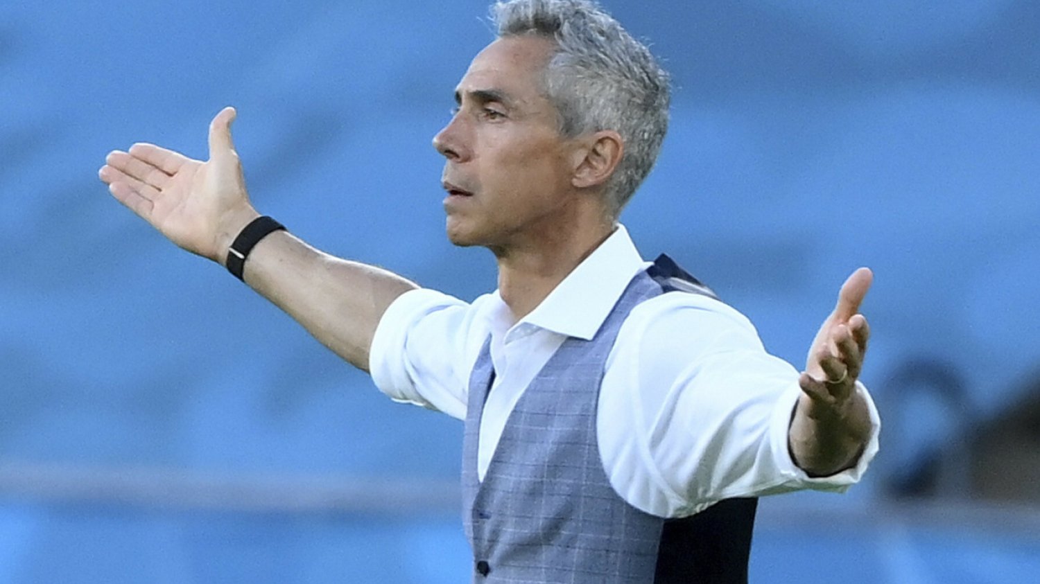Paulo Sousa ponownie może przebierać w ofertach. Jego nazwisko pojawia się przy kilku całkiem niezłych wakatach.