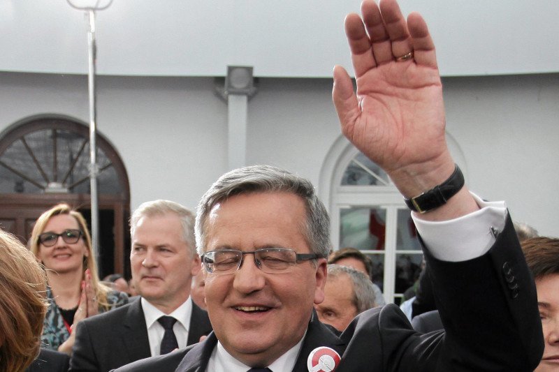 Bronisław Komorowski był bierny w sprawie Ukrainy - twierdzi Zbigniew Bujak.