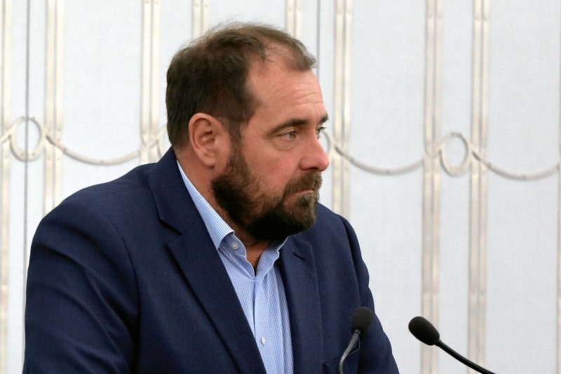 Głos tych Senatorów KO zadecydował o przejściu ustawy ws. Funduszu Odbudowy bez zmian. Na zdjęciu senator Aleksander Pociej Głos tych Senatorów KO zadecydował o przejściu ustawy ws. Funduszu Odbudowy bez zmian. Na zdjęciu senator Aleksander Pociej