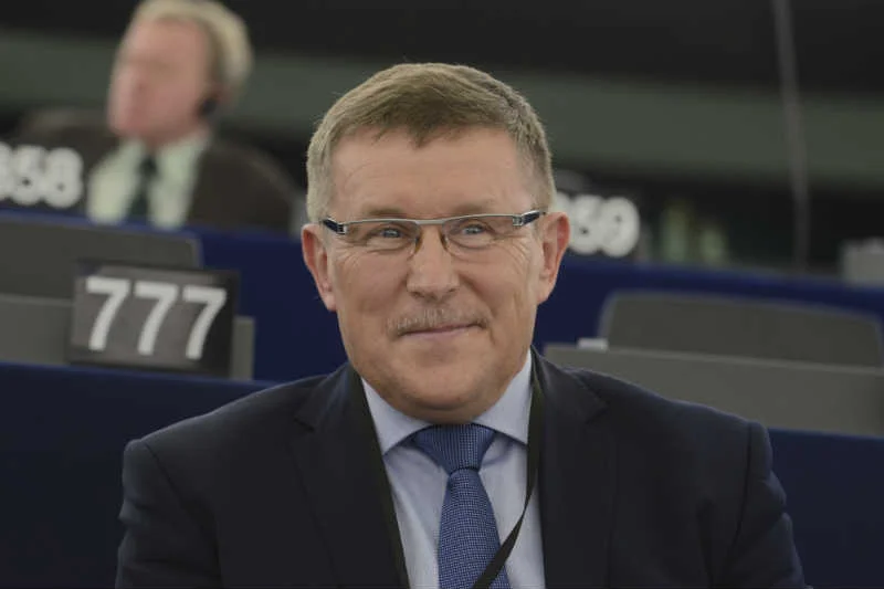 Zbigniew Kuźmiuk przekonuje, że Andrzej Duda jest otwarty na debatę z Adamem Jarubasem, ale jednocześnie stawia warunki.