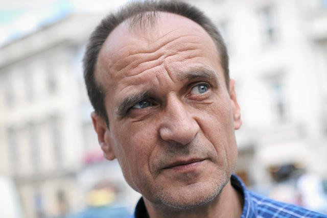 Paweł Kukiz dzieli się opinią po zamachach w Paryżu i przestrzega przed terrorem