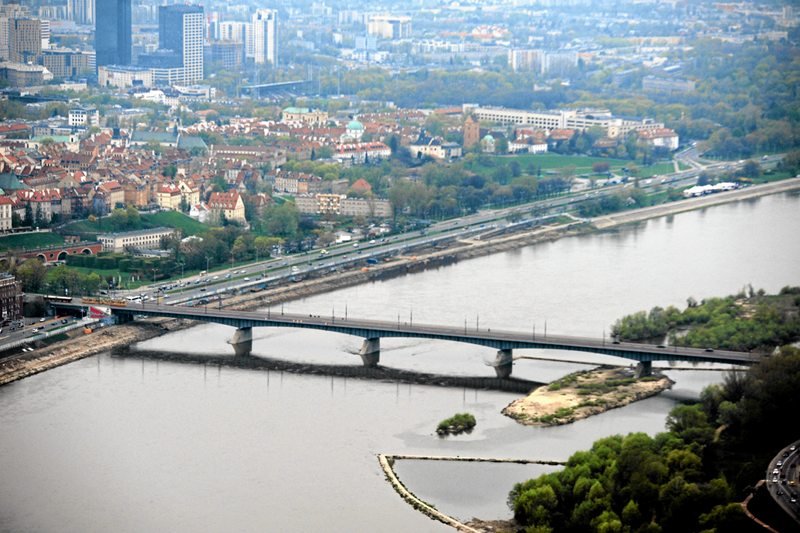 Według Regionalnej Izby Obrachunkowej Mazowsze tonie w długach