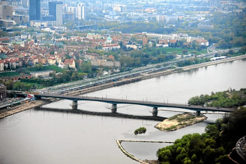 Według Regionalnej Izby Obrachunkowej Mazowsze tonie w długach