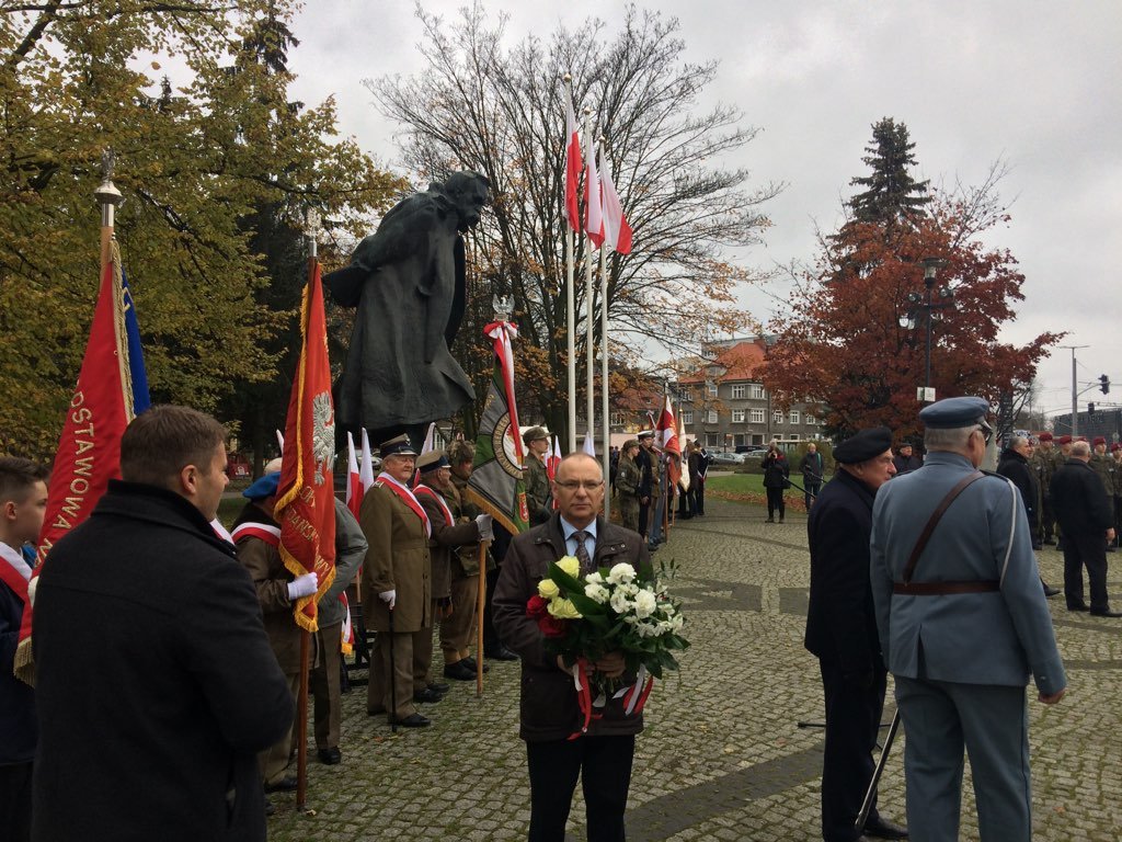 Wczoraj, 10 listopada, złożyłem kwiaty pod pomnikiem Marszałka Józefa Piłsudskiego w Gdańsku Wrzeszczu.