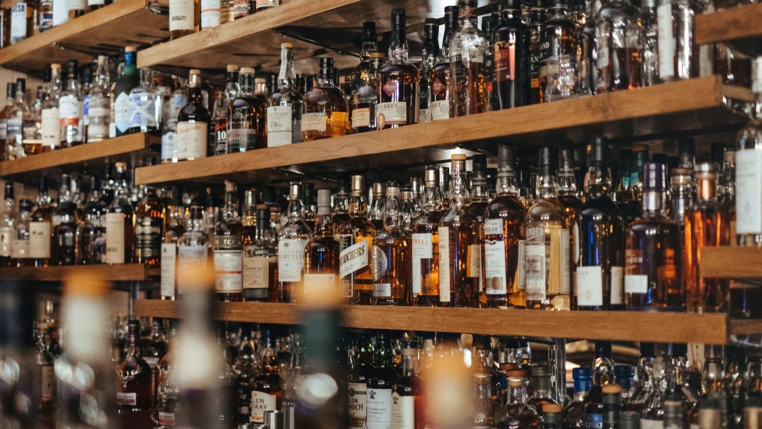 Nocna prohibicja w Polsce pod lupą Niemców. Zero zdziwienia, na co zwrócili uwagę