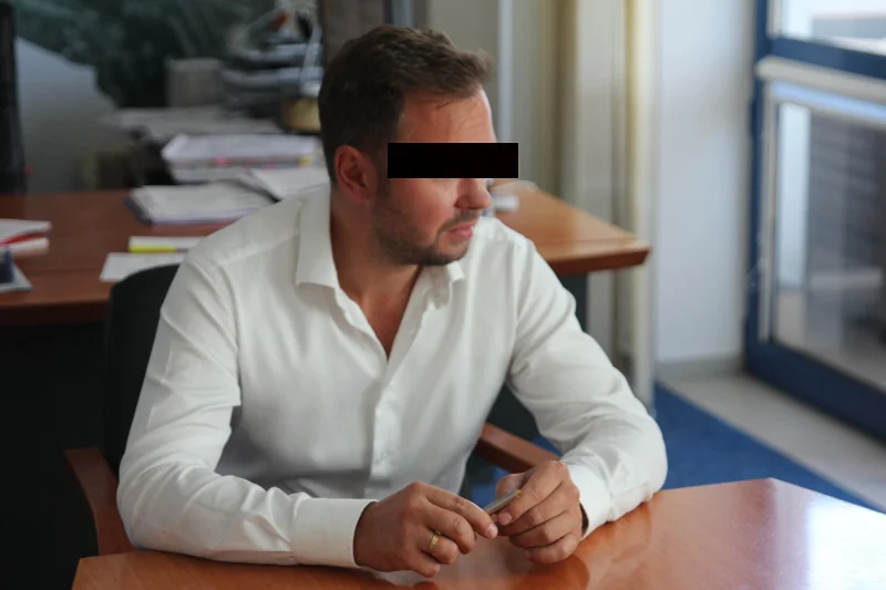 "Płakał, kiedy zakładano mu kajdanki". Ujawniono kulisy zatrzymania burmistrza dzielnicy Włochy Artura W.