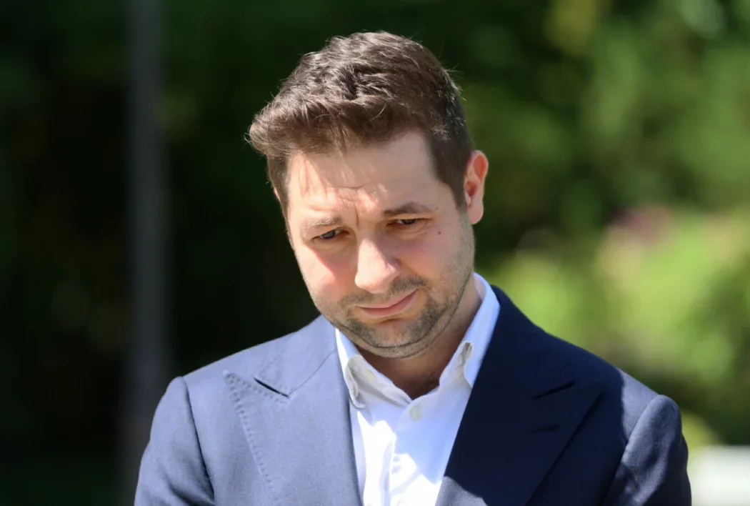 Ojciec Patryka Jakiego nie jest już prezesem wodociągów w Opolu.