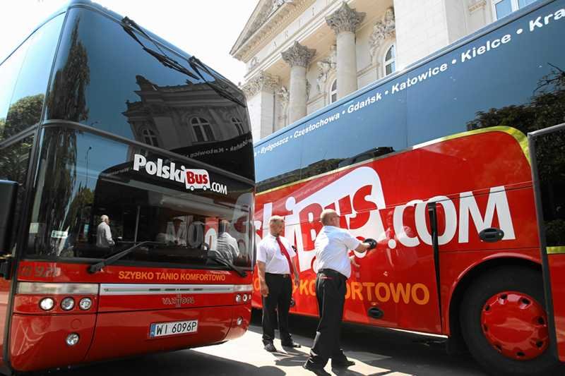 PolskiBus.com oferuje tanie bilety i rozwija działalność
