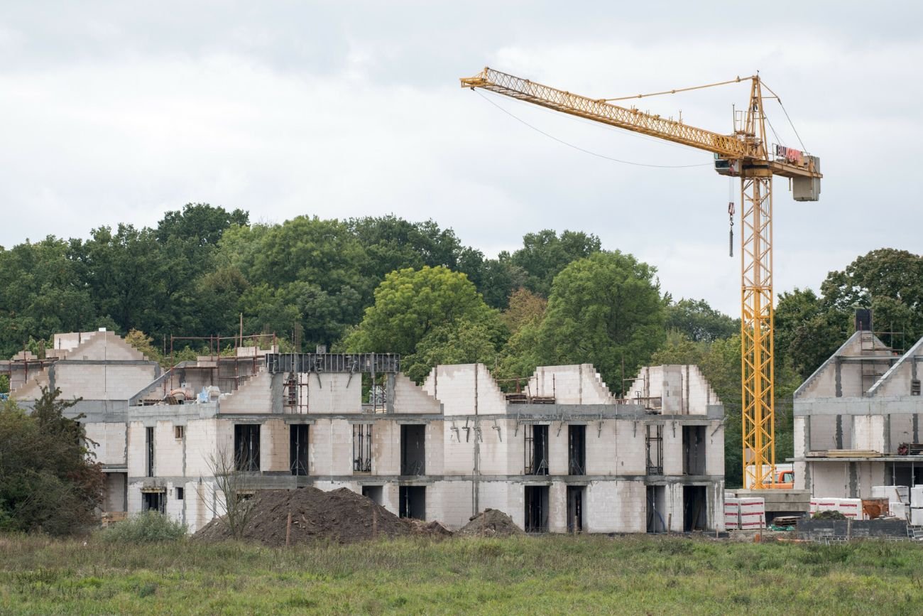 Wejdą nowe przepisy ogólne. Walka o działki wśród Polaków już się rozpoczęła. Nowe przepisy ogólne. Wśród Polaków trwa już wyścig po działki budowlane.