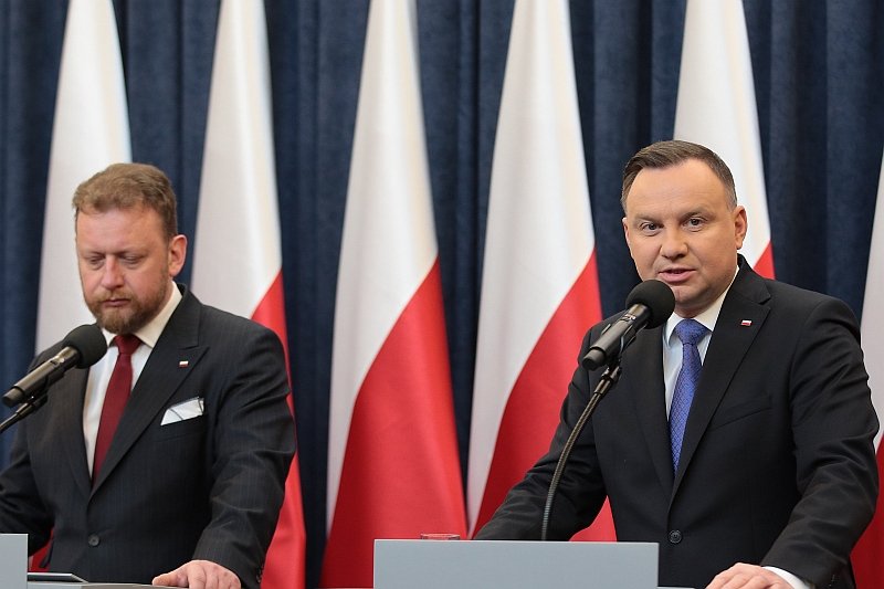 Władza zapewniała, że poradziła sobie z koronawirusem lepiej niż Europa Zachodnia, ale sobotnie statystyki tego nie potwierdzają. Władza zapewniała, że poradziła sobie z koronawirusem lepiej niż Europa Zachodnia, ale sobotnie statystyki tego nie potwierdzają.