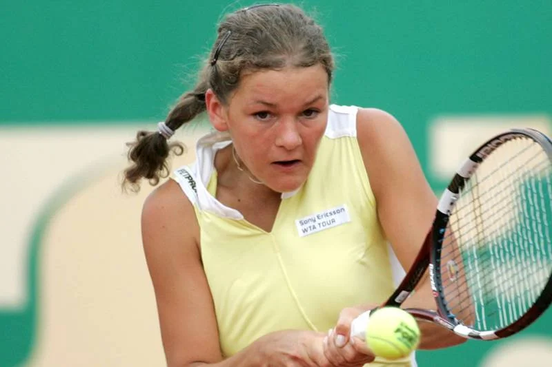 Agnieszka Radwańska podczas turnieju J&S Cup 2006